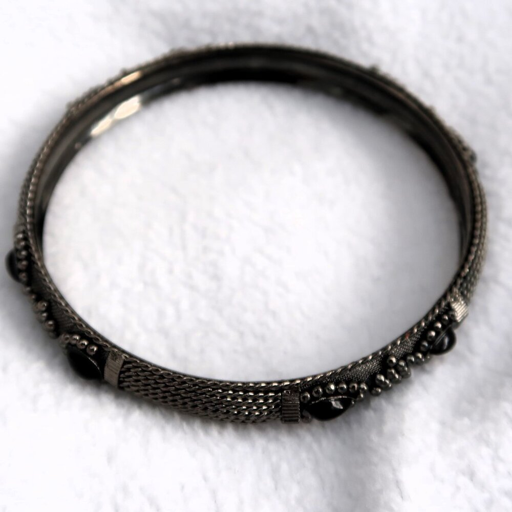 Ornate Vintage Style Dark Silver Bangle Bracelet Quality Feel 3 Inches Heavy - Picture 3 of 7